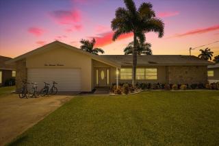 Direct Gulf Access Pet Friendly Villa with Heated Pool & Kayaks - Villa Baja - Roelens Vacations - Cabo Coral - 6