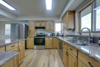 Spacious Hotchkiss Home with Stunning Mountain Views - 1