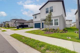 Luxury 6BR Disney Home w/ Private pool & Game Room - Davenport - 5
