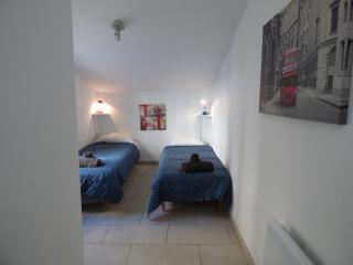 "La Lumineuse"-Meublé de Tourisme 3 étoiles -Résidence "Les Logis de Béziers"-Garage optionnel-Cœur de ville-Plages à 16km ! - 4