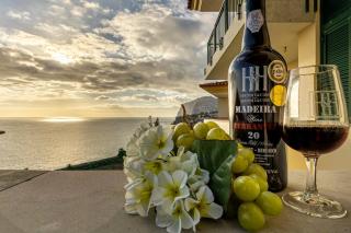 Ocean view and Infinity pool Apartment - Funchal - 9