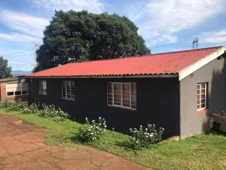 Vukaphi Farm - Cleland - 0