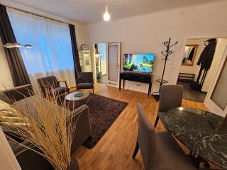 Yuki's Place - Central Design Apartment - Vienna Trade Fair - WU Campus - Downtown - Subway - 2