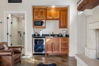 Blacksmith Quarters - 1