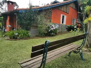 Chalé Mauá Conforto e Arte - 8