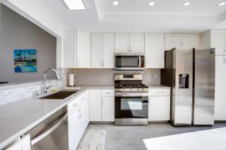 Community Perks, 2 Patios: Cathedral City Condo! - 1