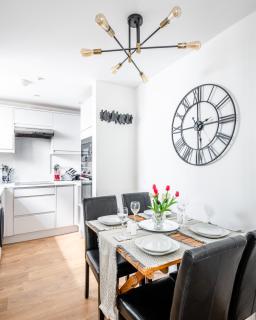 Stunning 2BR with Wifi and Sleeps 5 in Paddington - Londra - 2