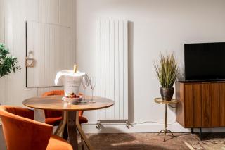 The Stable—Historic Property in Downwood Vineyard - 2