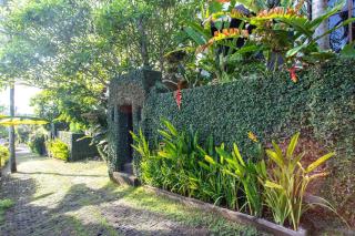 Surf House Santai Villa Balian - 2