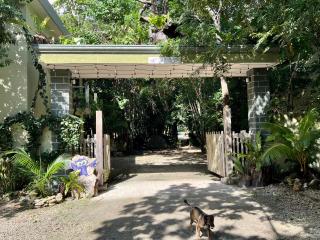 Hokhmah Heart Hotel - 2