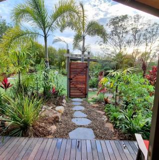 Healing Garden Bed & Breakfast - Ubud - Gold Coast - 2