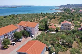 Apartments with a parking space Kraj, Pasman - 22000 - Tkon - 5