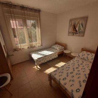 Apartments with a parking space Kraj, Pasman - 22000 - Tkon - 2