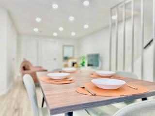 Chic 2Br Basement Haven for Families - Fast Wi-Fi - Mississauga - 6