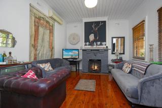 Bluebird Cottage - West Tamworth - 4
