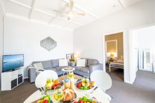 Silver Sands, 29A Victoria Pde - across the road to the water - Nelson Bay - 3