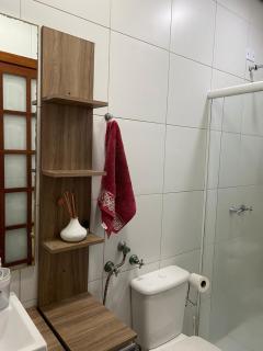 Quarto em Casa na rua mais linda da Cidade - 8