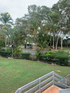 Beachfront at Silver Sands Hervey Bay - 1