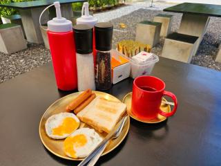 Nahm Khao Sok Hostel and Camping - 1