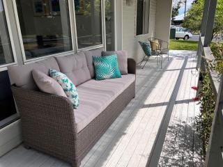 Barefoot Bungalow - Tomakin - 2
