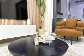 Oraya - Suburban Serenity at Spacious 4BR Villa in Maple 2 - Dubai - 5
