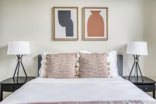 Palo Alto 2BR w WD Pool nr Pinterest SFO-802 - Palo Alto - 1