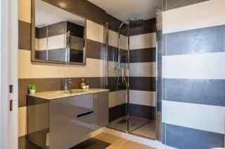 2-Br steps from the Palais des Festivals - 2