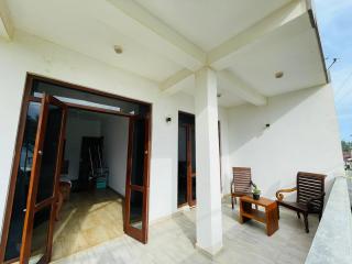 DINU HOLIDAY INN - Galle - 7
