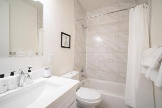 Dupont Circle 2br w wd nr nightlife metro WDC-751 - 3