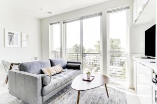 H Street 2br w wd nr bus stops restaurants WDC-761 - Washington - 0