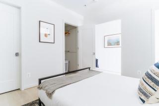 H Street 2br w wd nr bus stops restaurants WDC-761 - 3