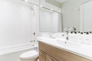 H Street 2br w wd nr bus stops restaurants WDC-761 - Washington - 2
