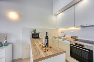 Valdarke Seaside Apartment - Happy Rentals - Mali Lošinj - 2