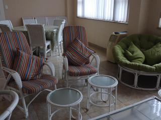 2 bedroom Flat - Margate - 2