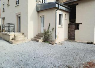 Maison de village avec jardin - Torpes - 1