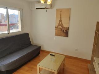 4H, Aire Acondic, 50m2, 1 dormitorio, 4 huéspedes, WIFI GRATIS - La Línea de la Concepción - 3