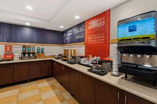 Hampton Inn & Suites Fort Belvoir Alexandria South - Alexandria - 0