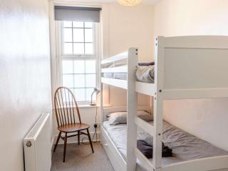 3 Bed in Shanklin 49398 - Shanklin - 3