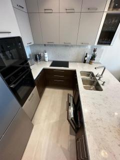 Samanthas LUXURY APARTMENT - Haraki - 2