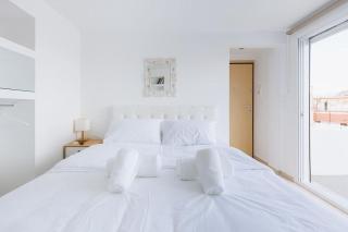 Amazing rooftop studio with large private balcony - Athènes - 5