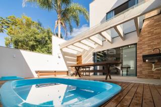 Excelente duplex geminado na Praia de Mariscal. - Bombinhas - 8