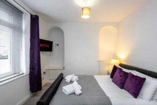 Modern 1BR Apartment Near Swansea Centre - 3