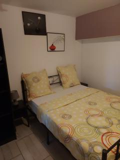 Studio loué entier proche de Paris - 1