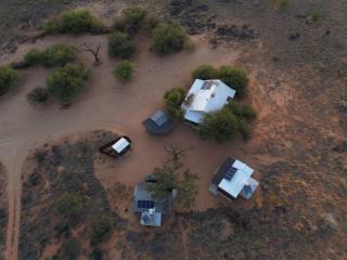 Zoutpanputs Game Lodge - 8