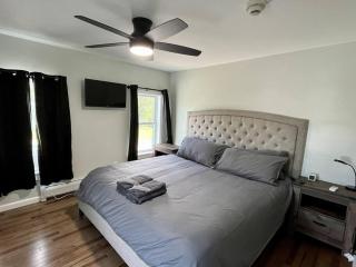 2 Bed Berkshire Getaway @ Stephentown Hotel - Stephentown - 8