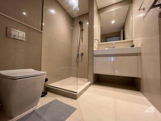 Luxury 3Bedroom Apt with balcony in Downtown - Dubai - 7