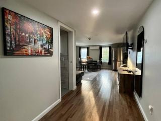 2 Bed Berkshire Getaway @ Stephentown Hotel - 4