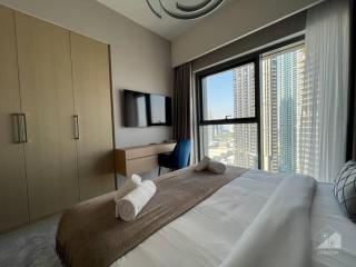 Luxury 3Bedroom Apt with balcony in Downtown - Dubai - 3