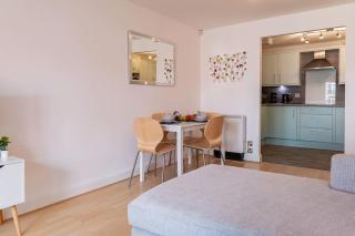 Stunning Central Space in the City 2BR 2BA - Sheffield - 7
