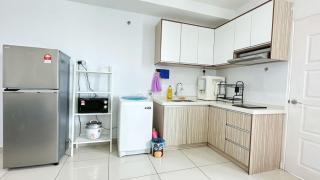 Mansion One Gleneagles Gurney Infinity Seaview Suite - George Town - 5